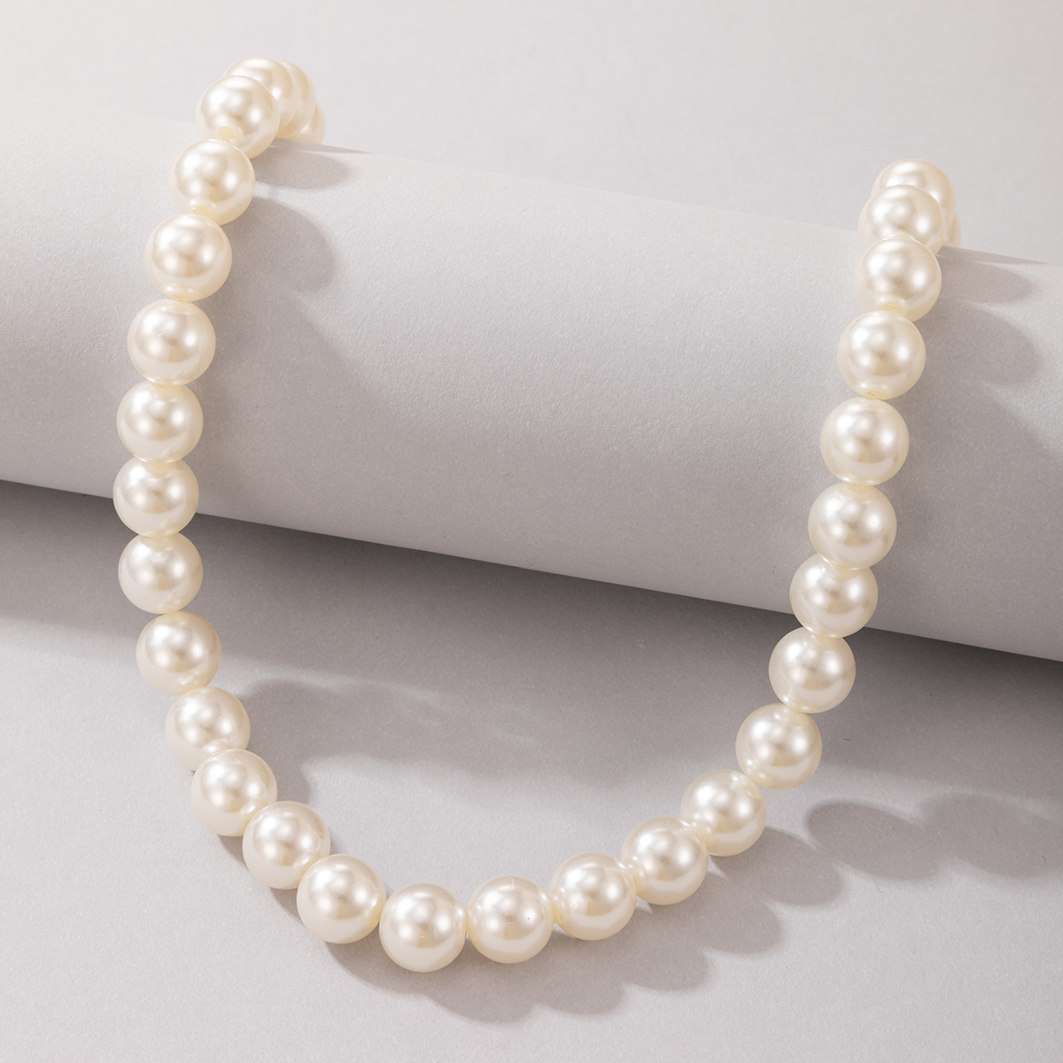 2021cross-border Personalized Creative Jewelry Imitation Pearl Necklace display picture 2