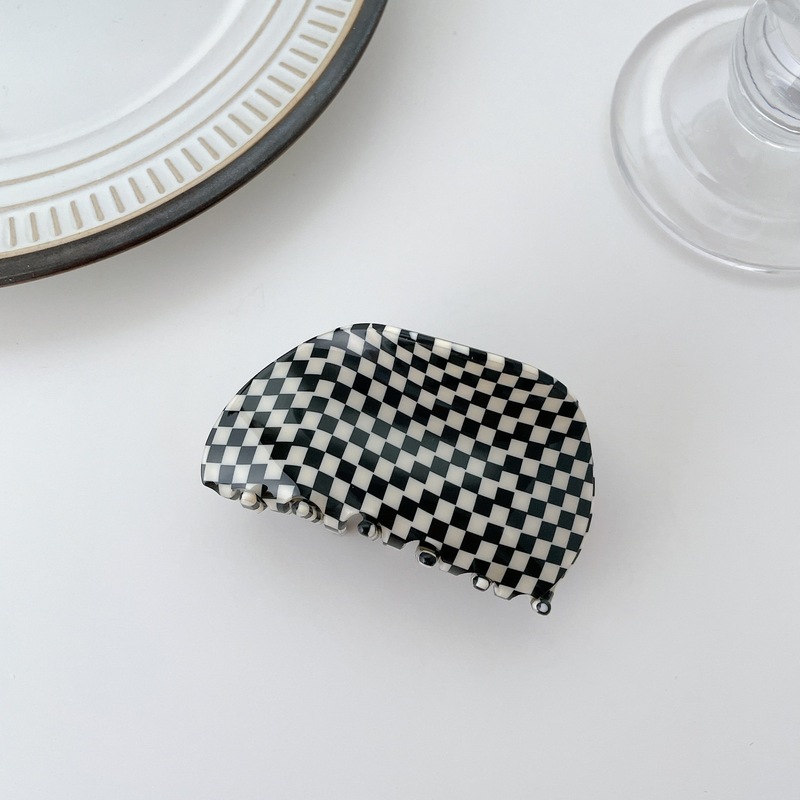 Small Square Semicircle Acetic Acid Catch Clip Hairpin Plaid Disc Hair Shark Clip display picture 9
