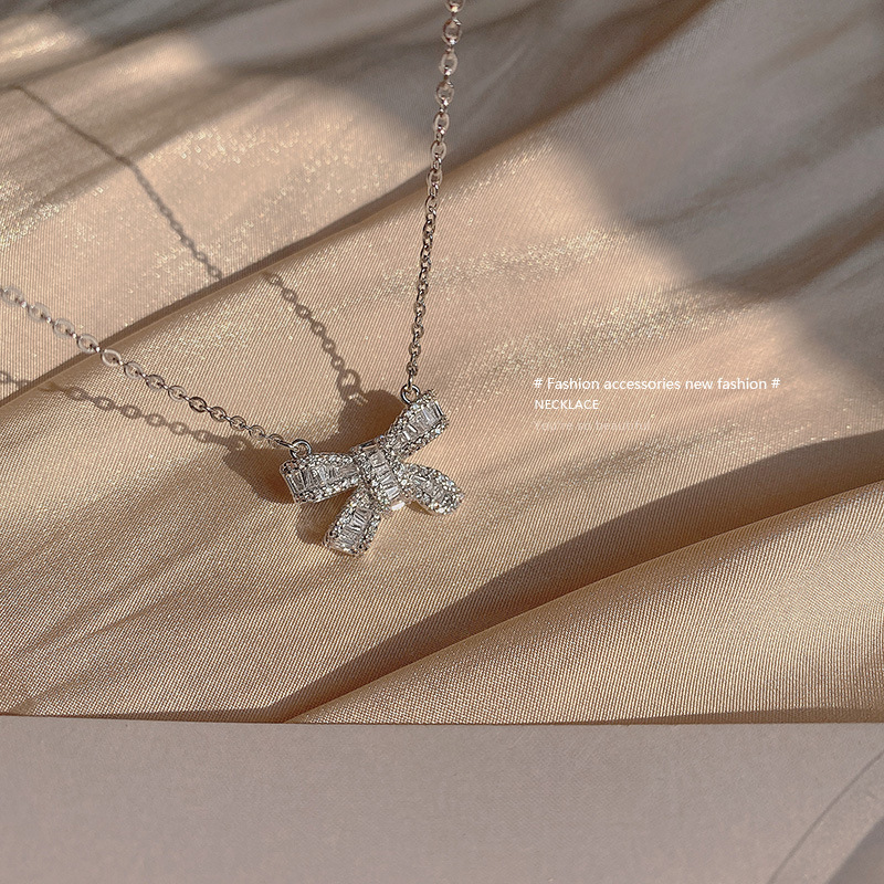 Bow Knot Necklace Pendant Design Sense Of Light Luxury Suit Clavicle Chain Zircon Necklace Wholesale display picture 8