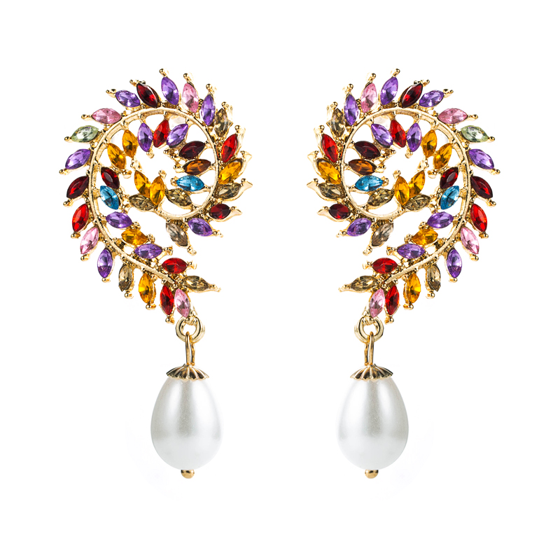 Boucles D&#39;oreilles En Perles D&#39;imitation Strass Couleur Diamant En Alliage Baroque À La Mode display picture 2