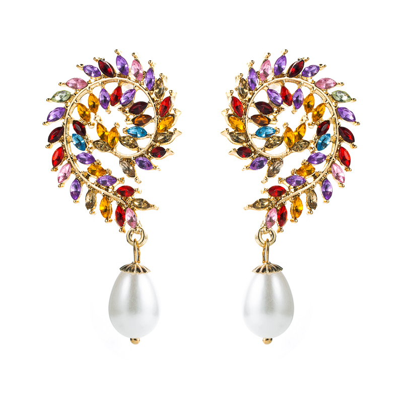 Fashion Baroque Alloy Diamond Color Rhinestone Imitation Pearl Earrings display picture 2