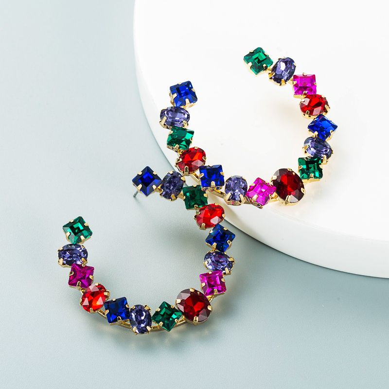 Fashion Geometric Alloy Diamond Colored Glass Diamond C-shaped Earrings display picture 6