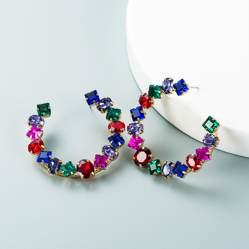 Fashion Geometric Alloy Diamond Colored Glass Diamond C-shaped Earrings display picture 8