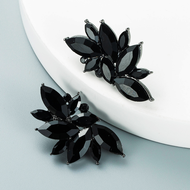 Geometric Flower Alloy Diamond-studded Rhinestone Full Diamond Earrings display picture 8