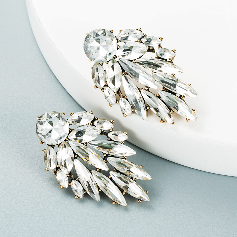 Fashion Color Rhinestone Series Alloy Leaf Shape Earrings display picture 5