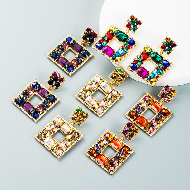 Baroque Style Alloy Glass Diamond Color Geometric Earrings display picture 2