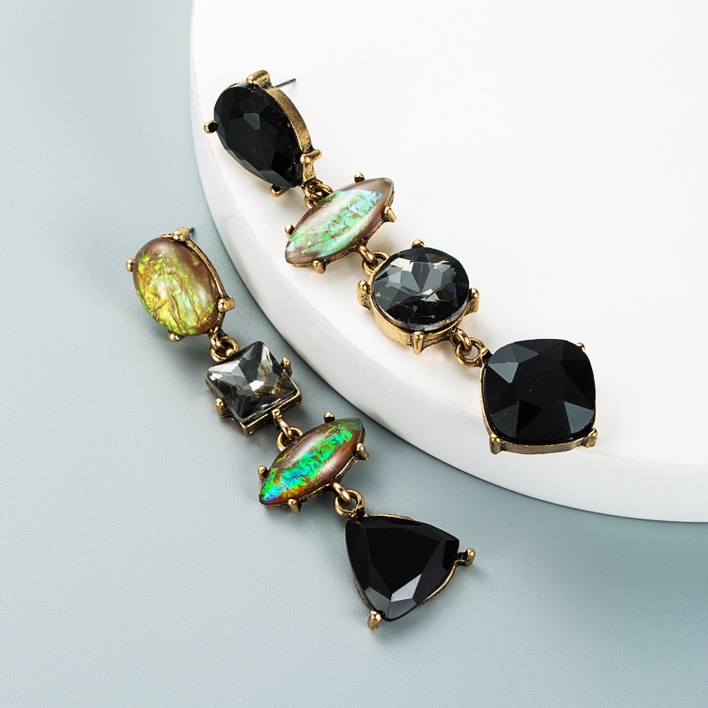 Fashion Drop-shaped Diamond Earrings Multi-layer Boho Style Colored Glass Diamond Earrings display picture 5