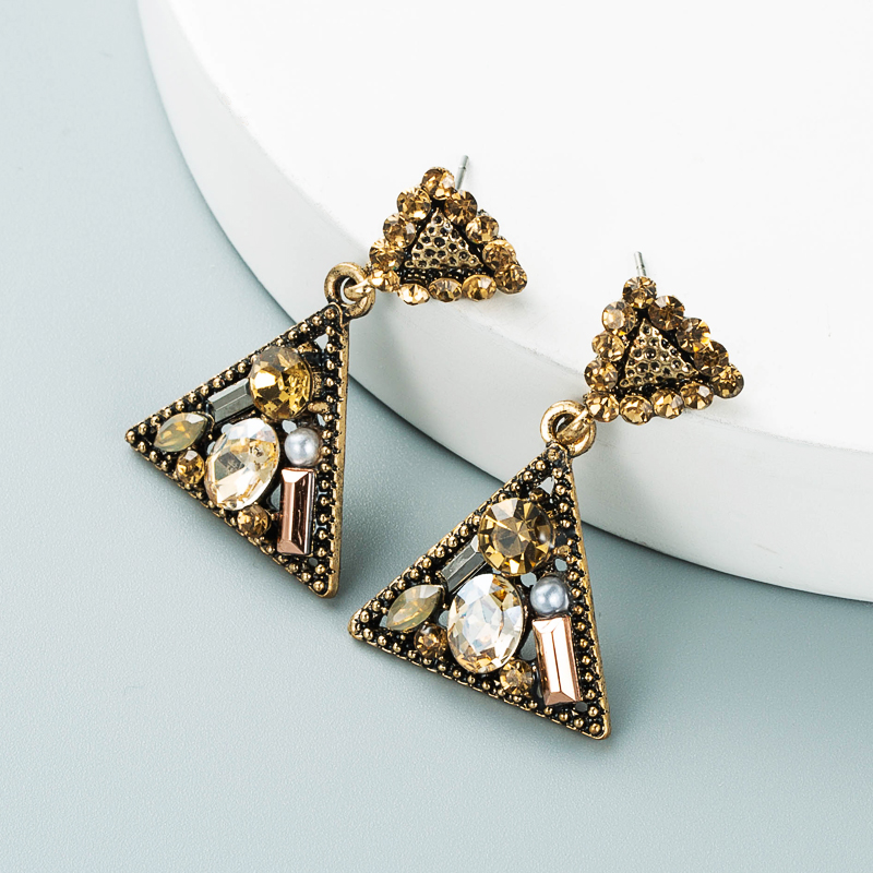Creative Multi-layer Triangle Alloy Diamond-studded Geometric Earrings display picture 4