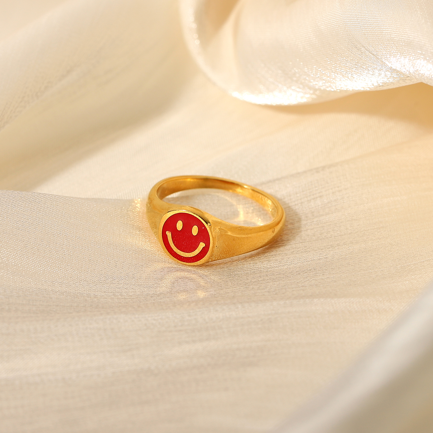 Red Dripping Smiley Face Ring 18k Gold Stainless Steel Ring display picture 3