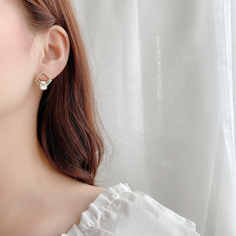Korea's Micro-inlaid Simple Geometric Square Earrings Zircon Fashion Earrings display picture 2
