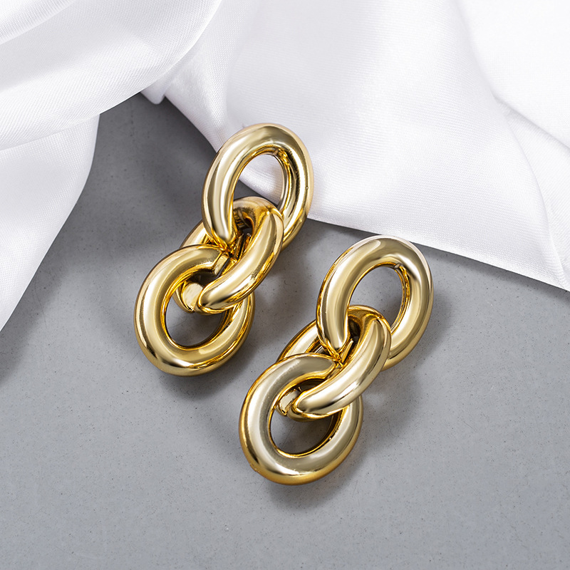 Fashion Exaggerated Trend Cold Wind Metal Texture Chain Earrings display picture 3