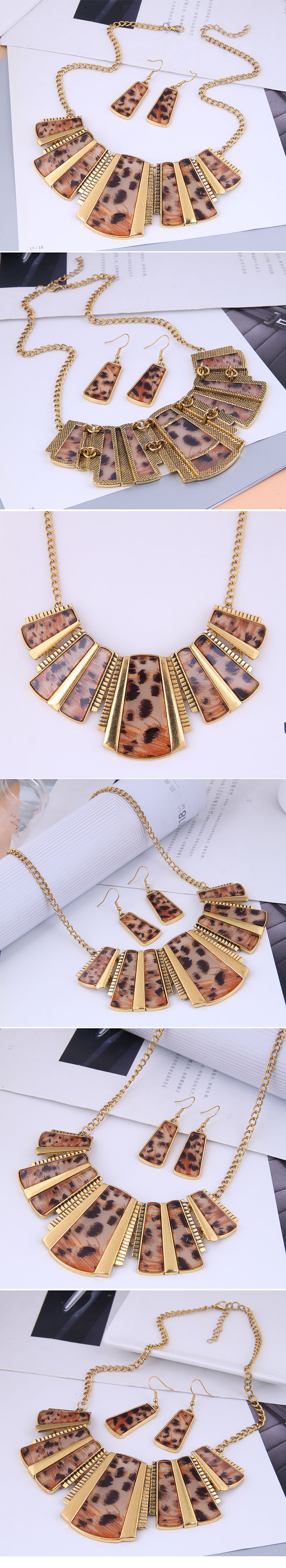 Fashion Leopard Print Concise Geometric Modeling Temperament Short Necklace Earrings Set display picture 1