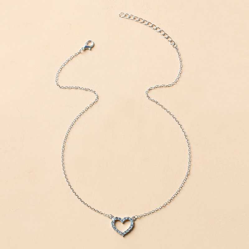 Simple Diamond Peach Heart Necklace display picture 6