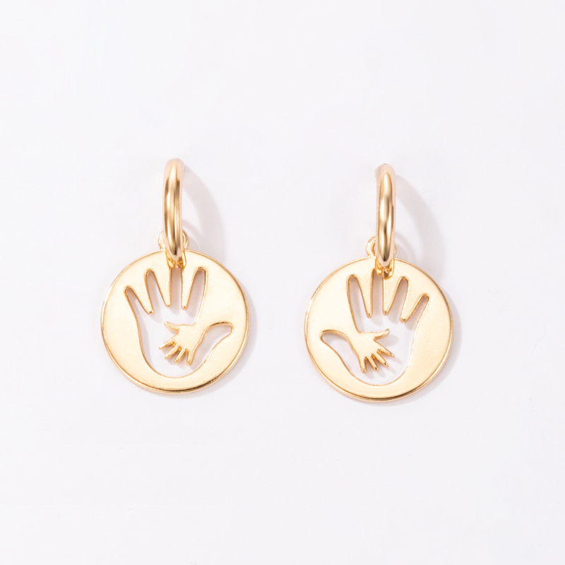 European And American Cross-border Jewelry Gold Palm Alloy Earrings display picture 3