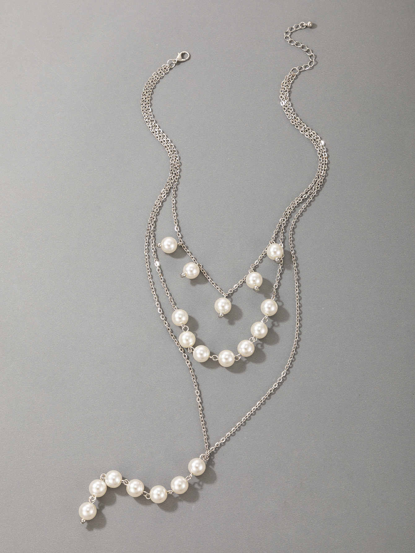 Nouveau Collier À Trois Couches En Métal Lourd De Perles De Bijoux display picture 9