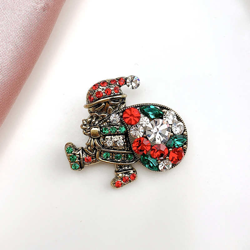 Alloy Material Electroplated Real Gold Three-color Diamond Santa Claus Style Brooch display picture 3