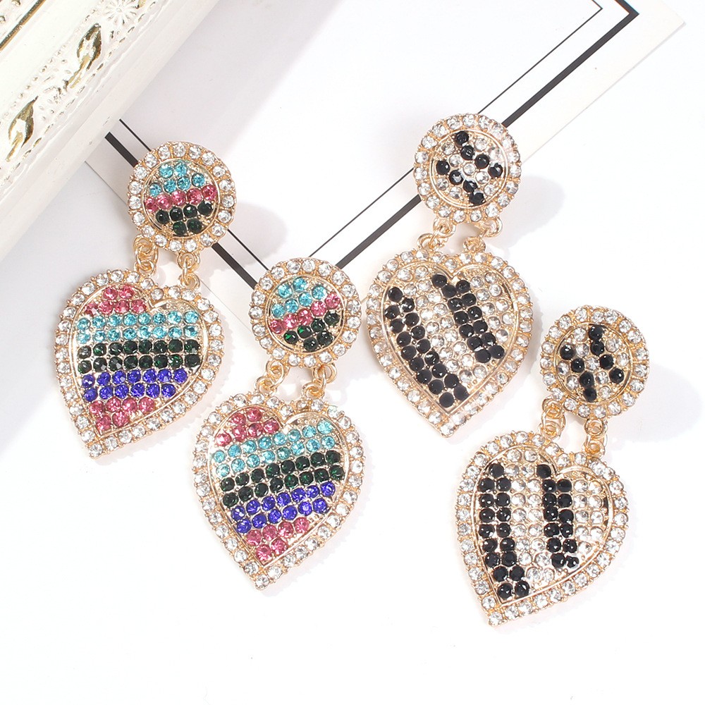 Fashion Alloy Heart Full Diamond Earrings display picture 6