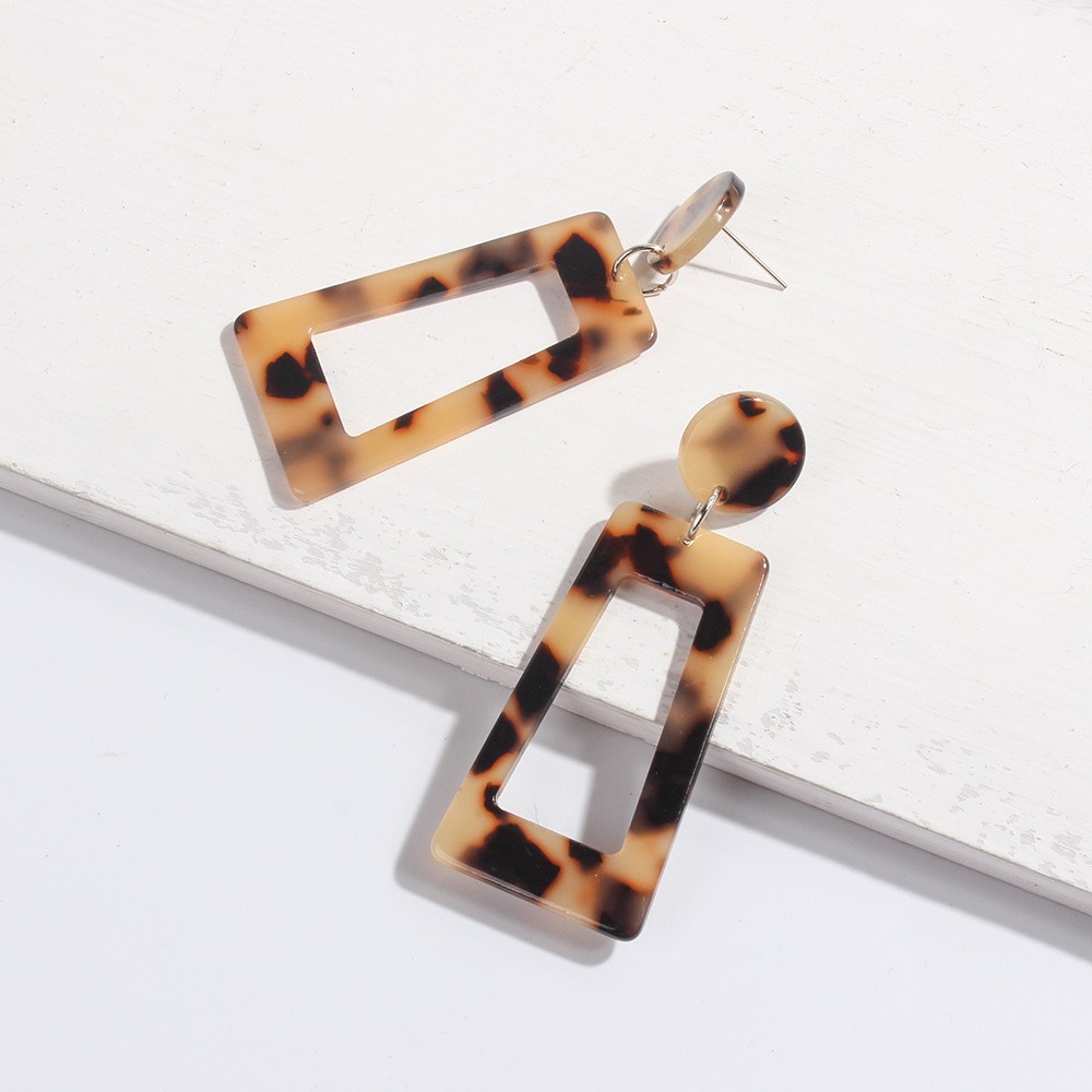 Fashion Exaggerated Acrylic Leopard Earrings Wholesale display picture 1