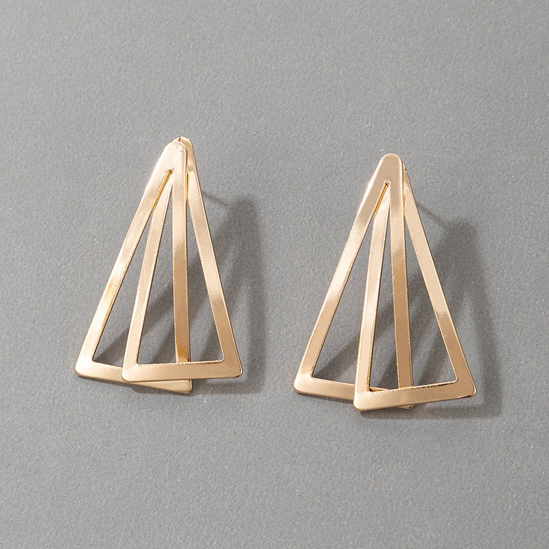 European And American Simple Exaggerated Geometric Alloy Earrings display picture 12