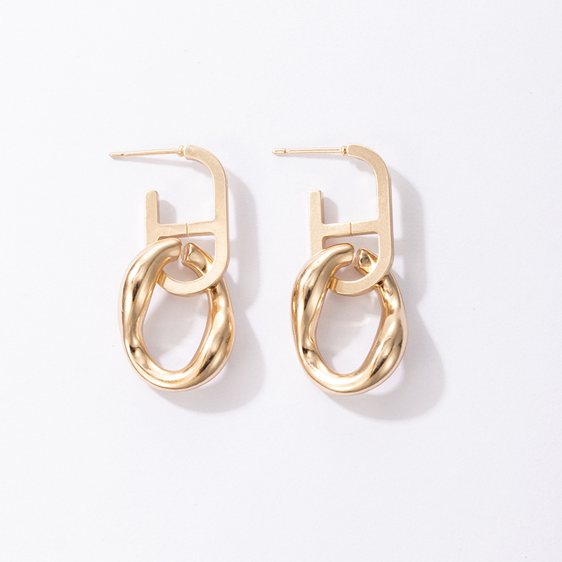 European And American Simple Exaggerated Geometric Alloy Earrings display picture 22
