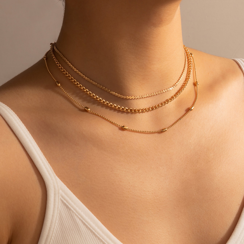 New Jewelry Irregular Geometric Disc Multilayer Alloy Clavicle Chain Wholesale display picture 4