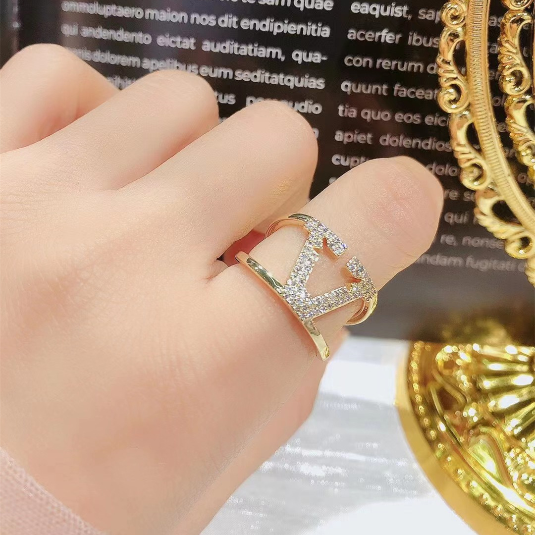 18kgp Retro Open Ring Trend Fashion Letter Ring Women Wholesale display picture 1