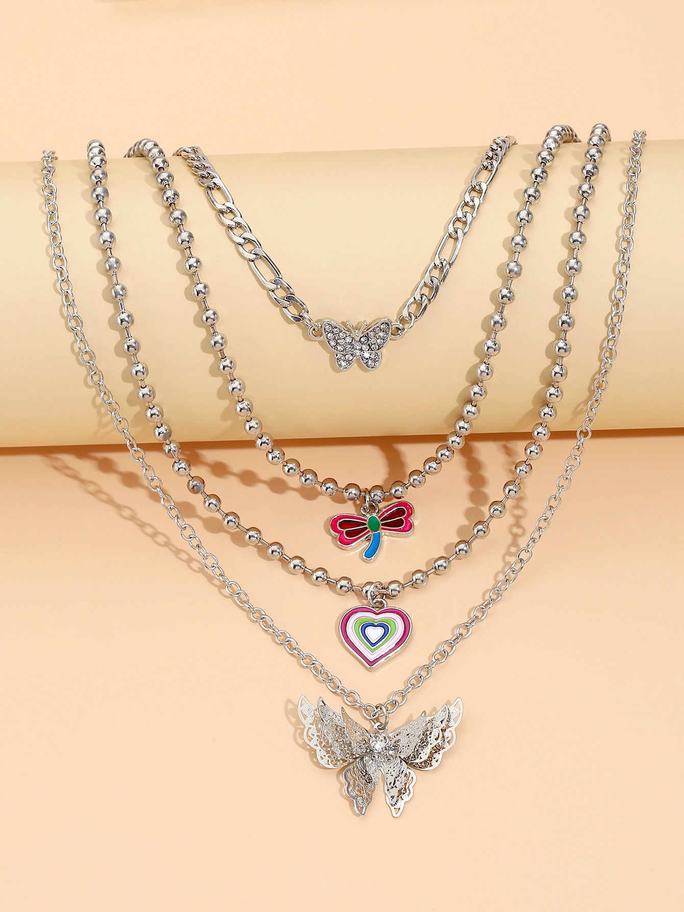 Neue Mode Weibliche Halskette Schmuck Personalisierte Schmetterling Liebe Anhänger Mehrteilige Halsketten Set display picture 4