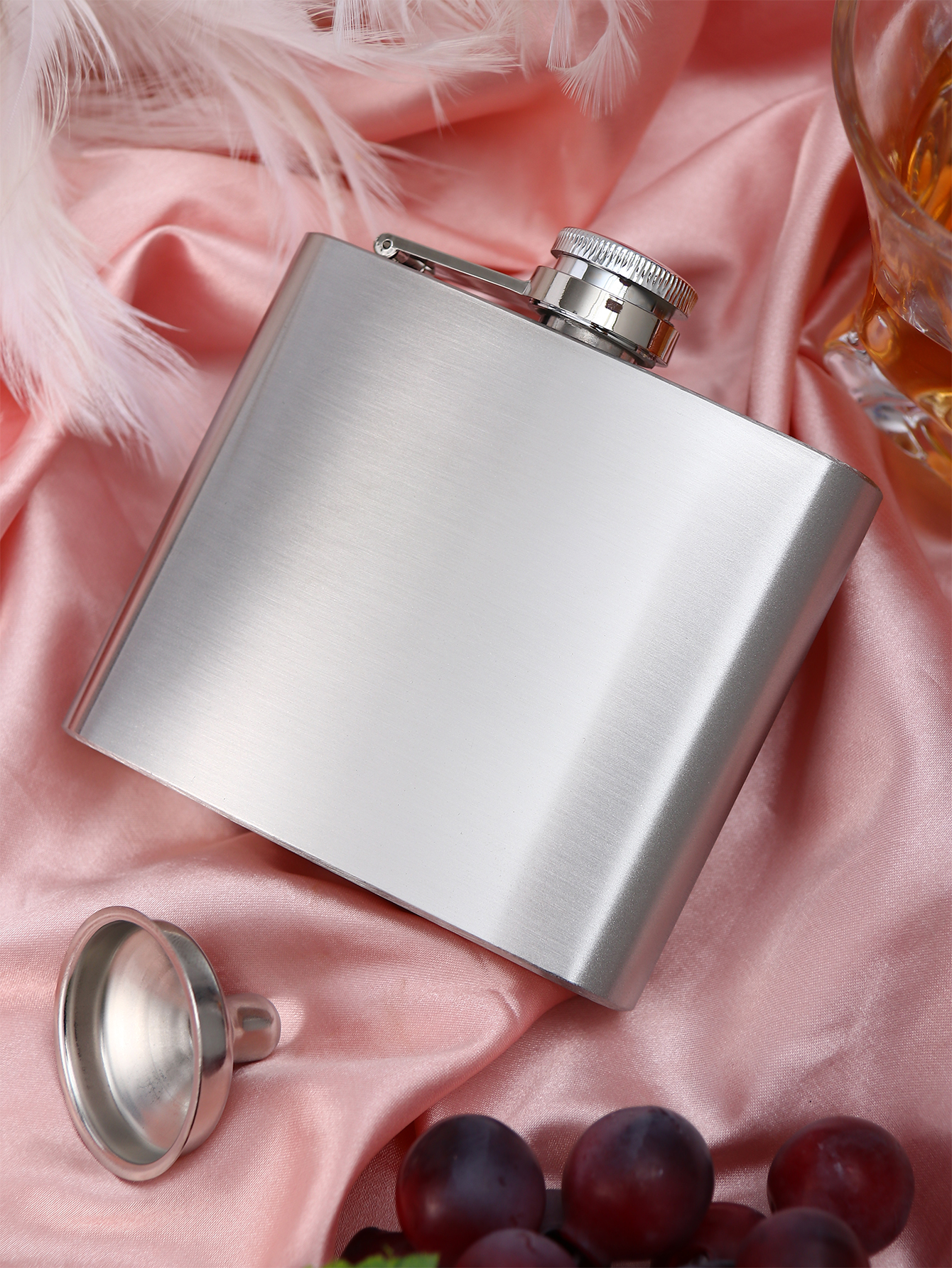 1pc Portable Hip Flask Wholesale display picture 1
