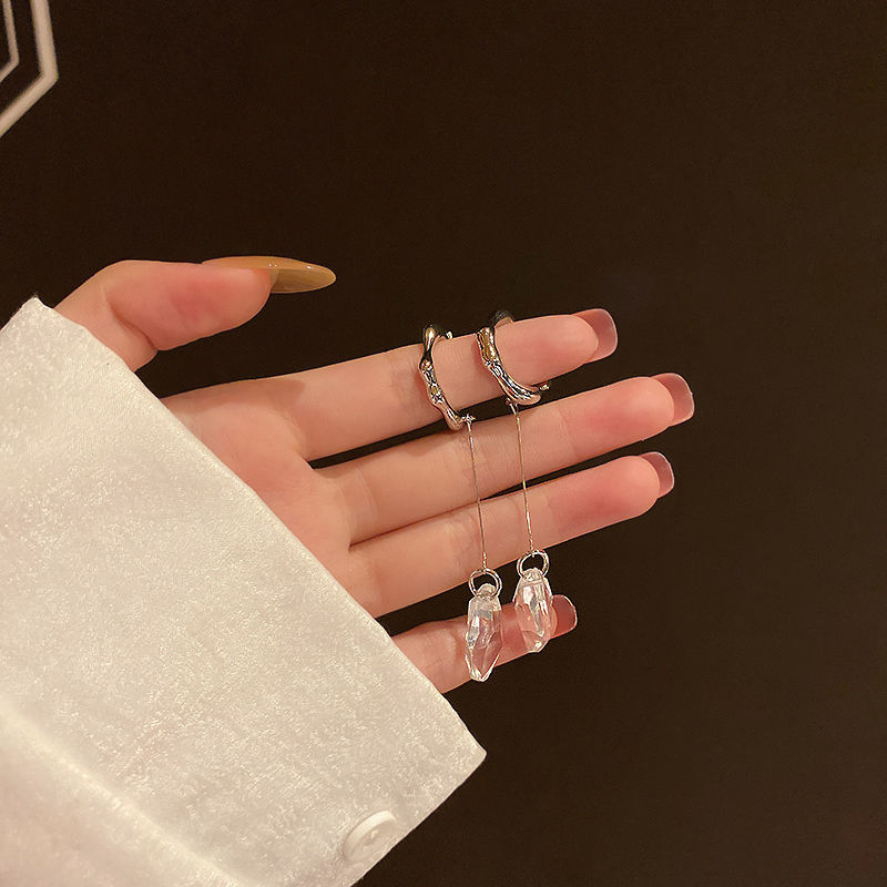 Mode Rétro Coréenne Longue Gland Cristal Sans Clip D&#39;os D&#39;oreille Percé Femme En Gros display picture 6