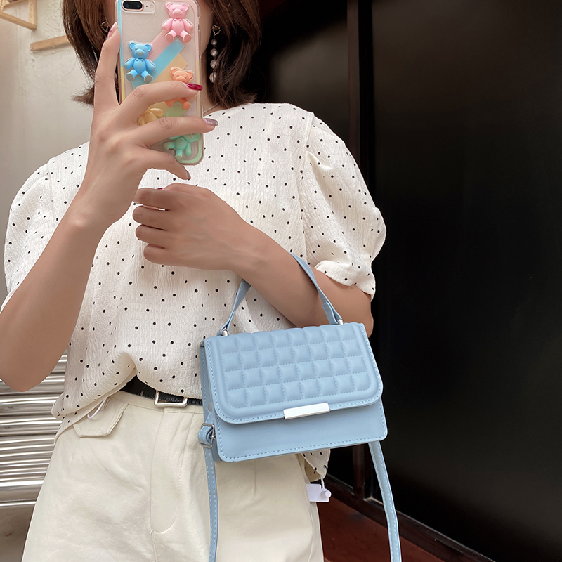 New Women's Classic Minimalist Flap Plaid Handbag Shoulder Bag display picture 11