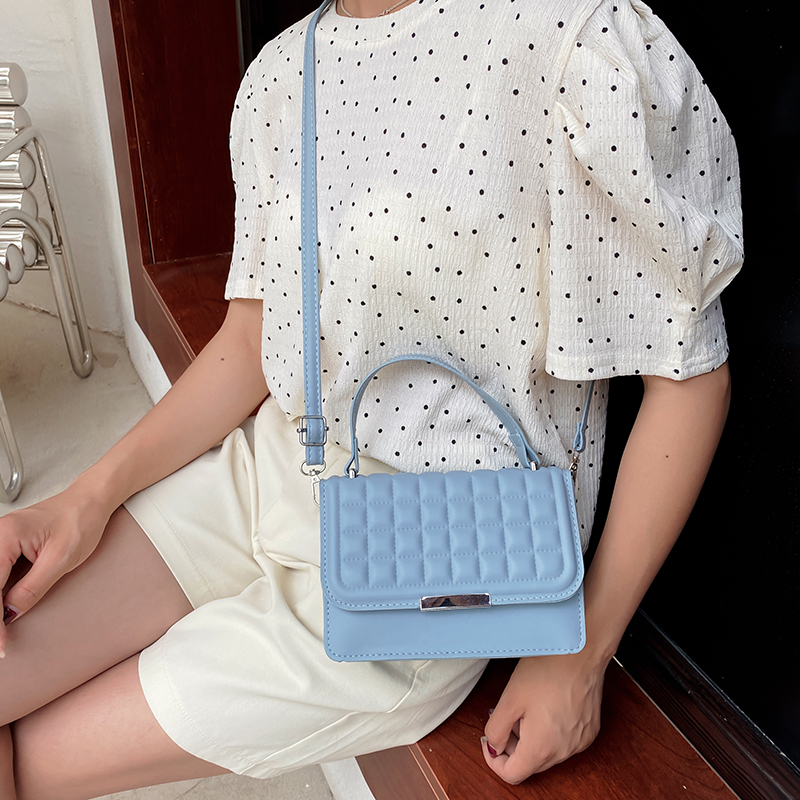New Women's Classic Minimalist Flap Plaid Handbag Shoulder Bag display picture 15