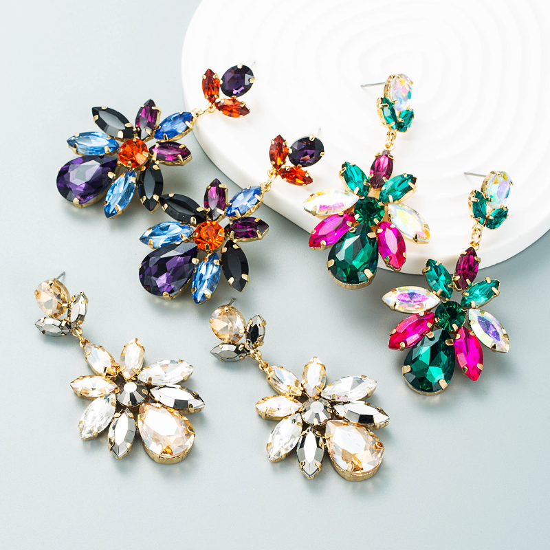 Fashion Colored Diamond Series Multi-layer Alloy Diamond-studded Glass Diamond Geometric Flower Earrings display picture 2