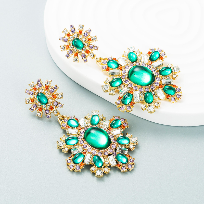 New Retro Palace Style Diamond Emerald Flower Earrings Exaggerated Temperament Earrings Accessories display picture 5