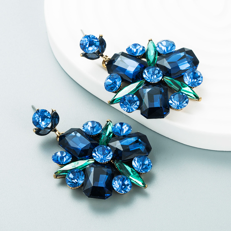 Fashion Alloy Diamond Rhinestone Glass Diamond Flower Geometric Earrings display picture 6