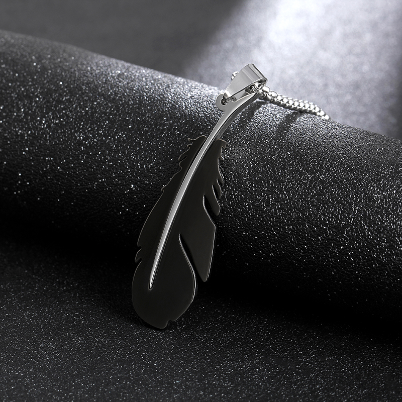 Men's Titanium Steel Black Feather Pendent Necklace 60cm display picture 2