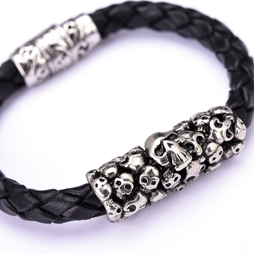 Men's Genuine Leather Titanium Steel Multiple Skull Bracelet display picture 1