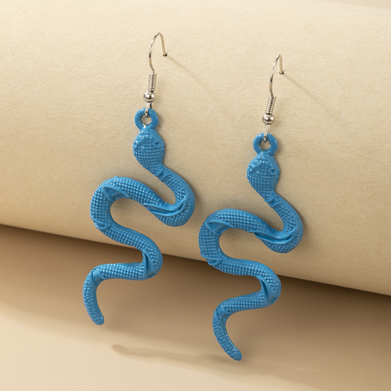 European And American Exaggerated Snake-shaped Earrings display picture 7