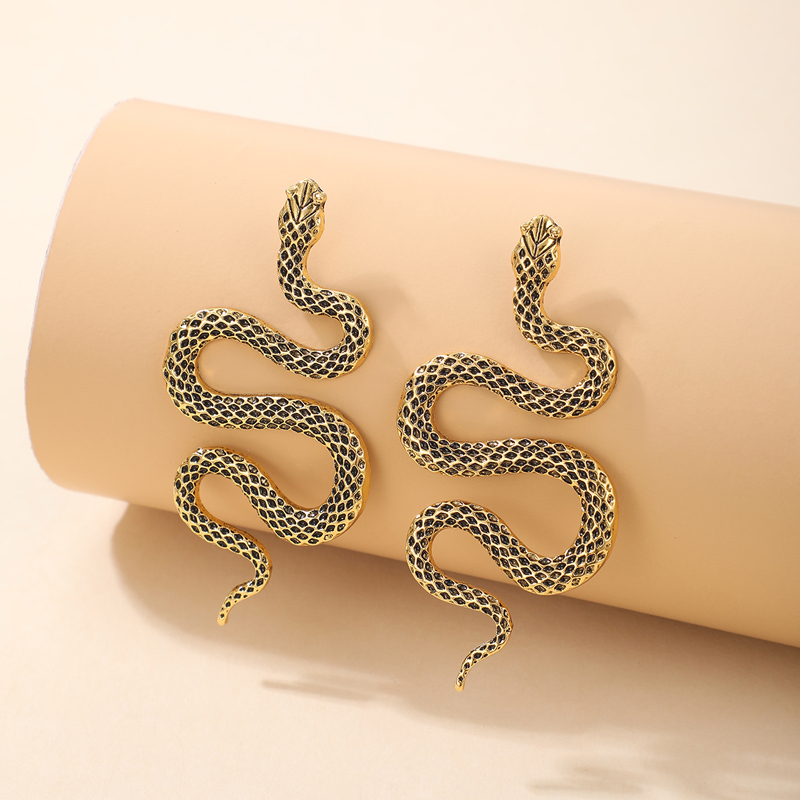 European And American Exaggerated Snake-shaped Earrings display picture 23