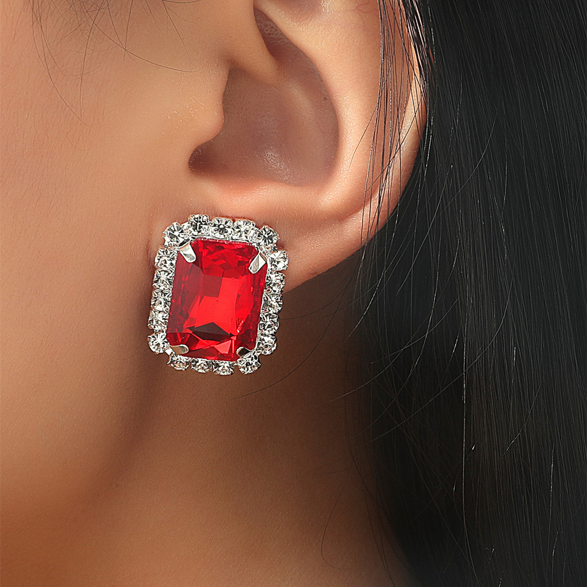 Women's Rhinestone Inlaid Red Gem Stud Earrings display picture 2