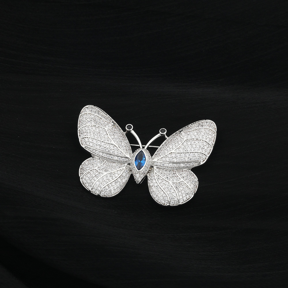 Exquisite Fashion Butterfly Copper Brooch Wholesale display picture 2