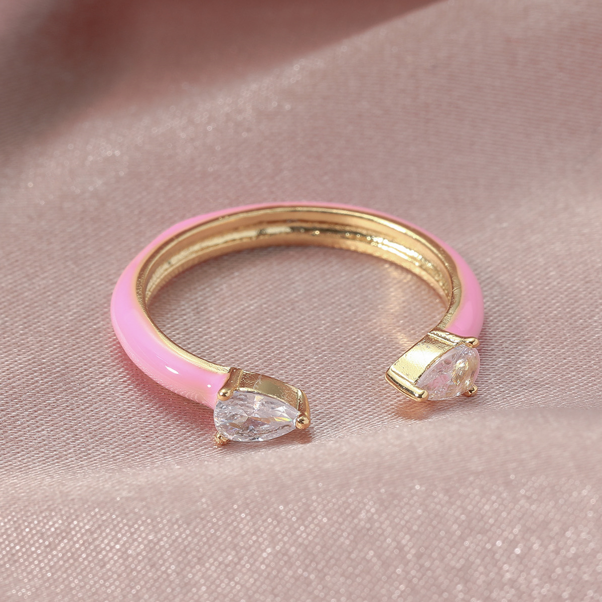 18kgp Trend Fashion Pink Enamel Color Zircon Ring Women display picture 1