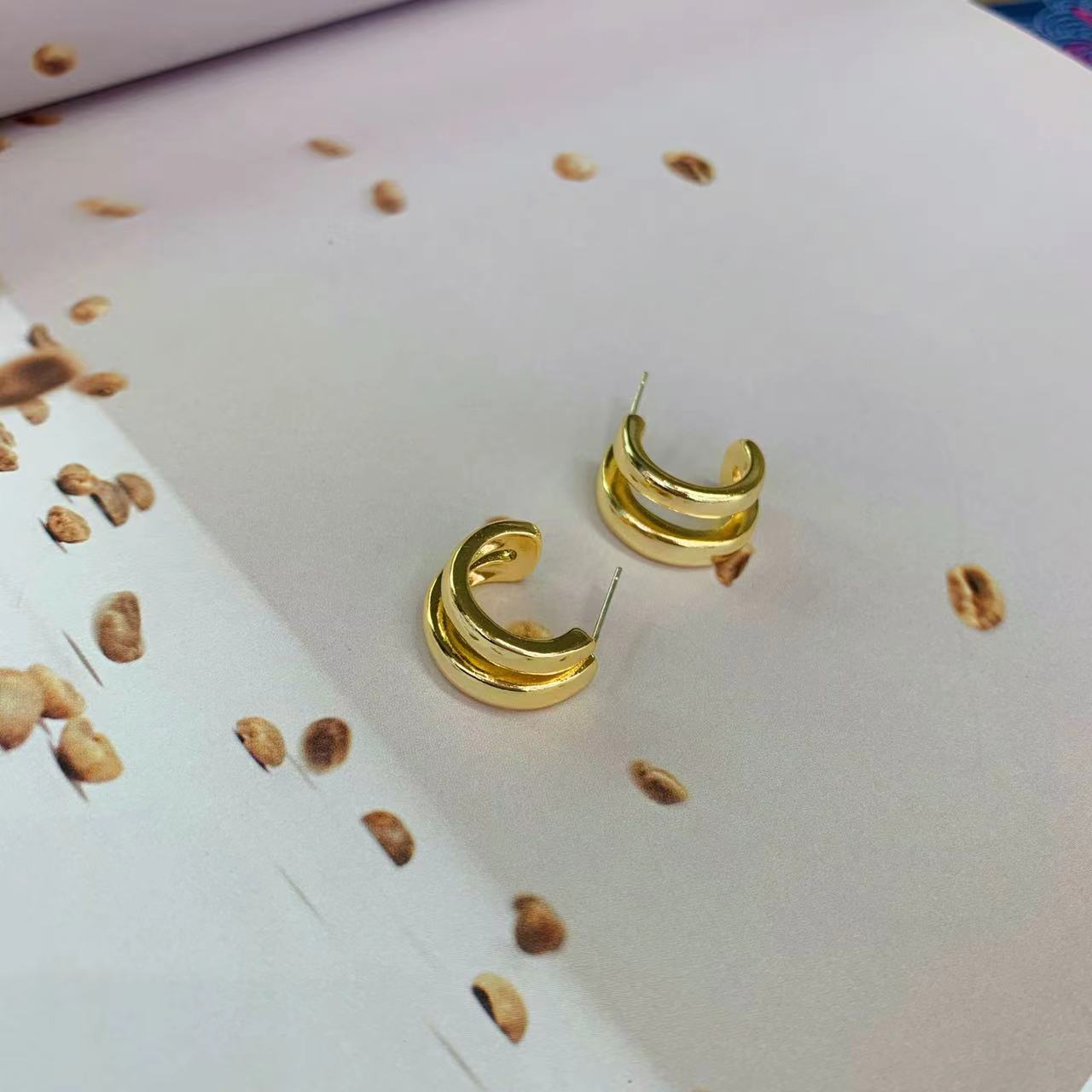 Explosive Style Earrings Office Ol Fashion Style Simple Double Arc Earrings display picture 3