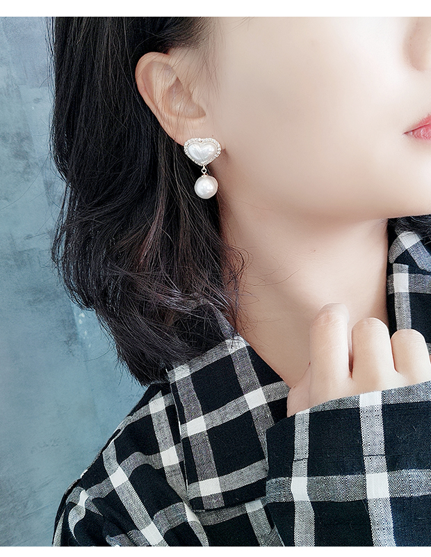 Korean Heart 2021 New Trendy Pearl Drop Earrings Women Wholesale display picture 4