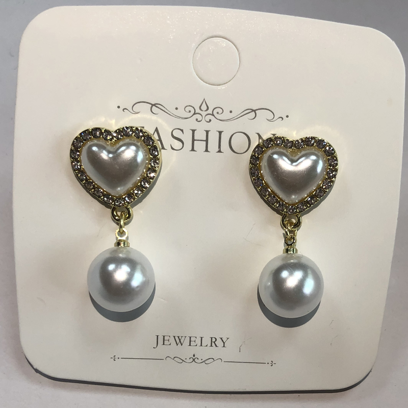 Korean Heart 2021 New Trendy Pearl Drop Earrings Women Wholesale display picture 5
