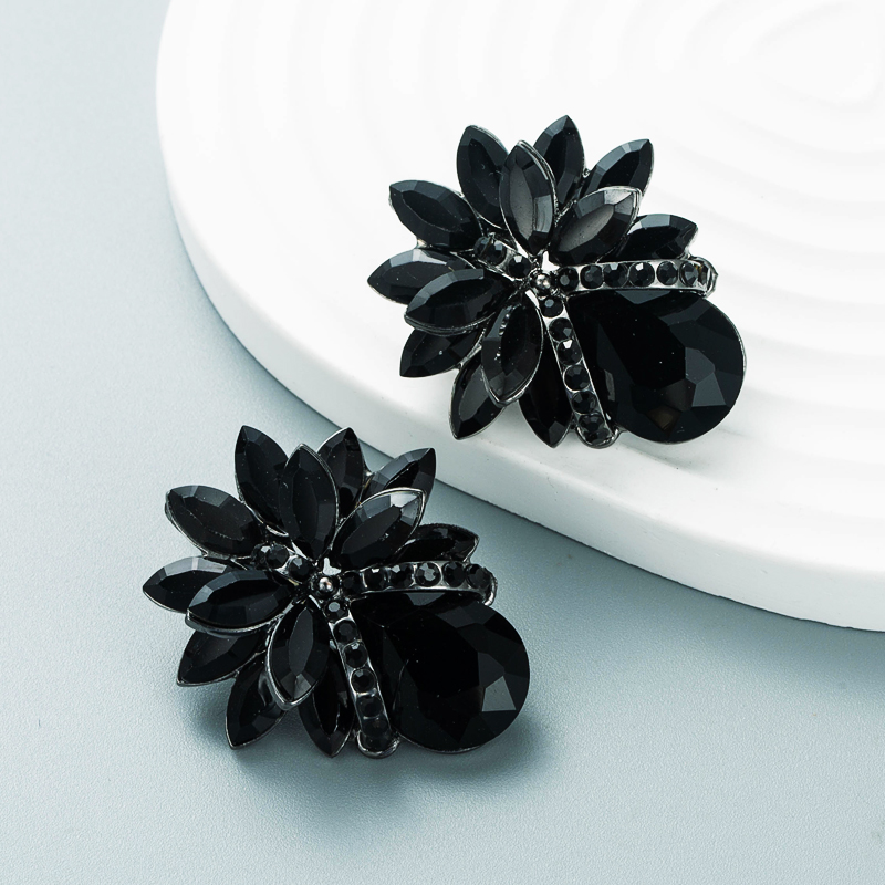 Fashion Color Diamond Series Alloy Glass Diamond Flower Earrings Wholesale display picture 3