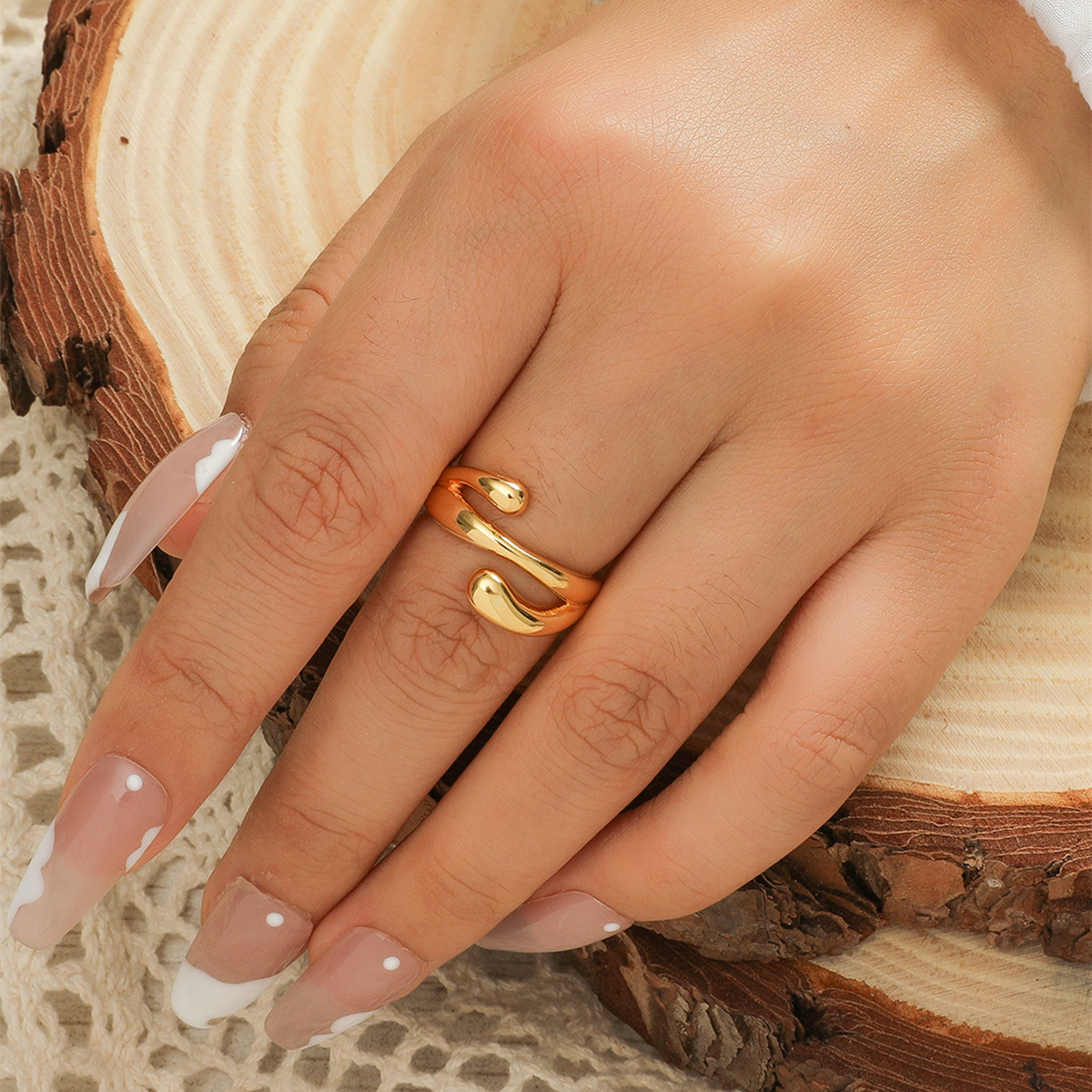 18kgp Retro Open Ring Trend Multi-layer Fashion Ring Women display picture 2