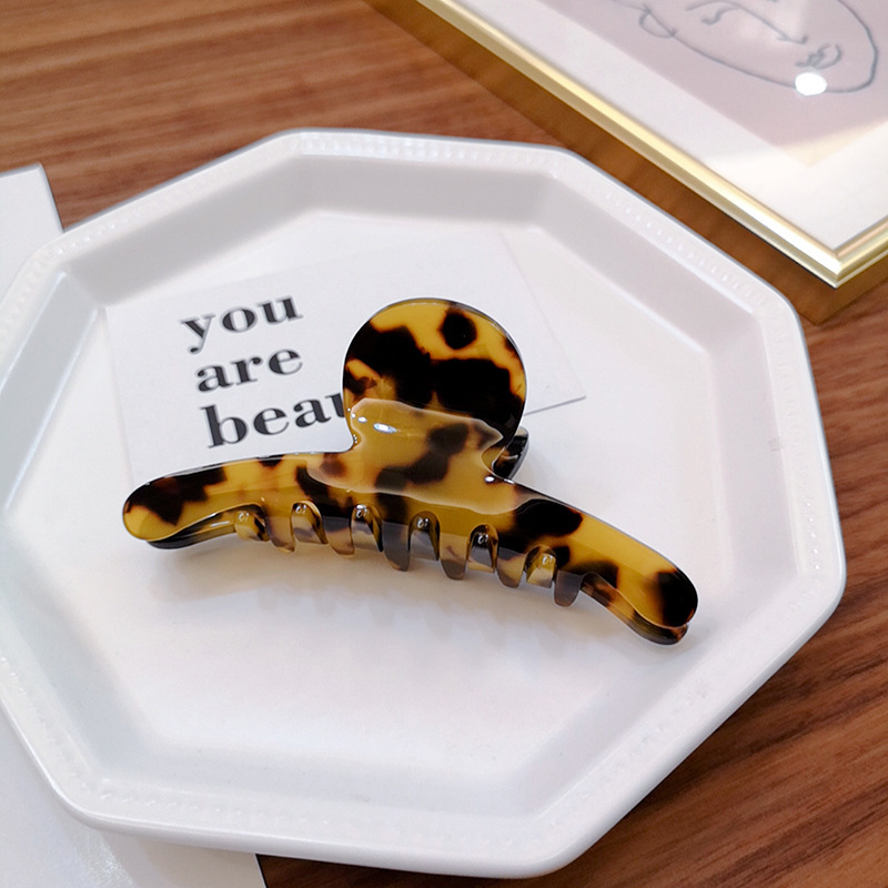 Koreanischer Acetat-haarschmuck Mit Leopardenmuster Einfache Disc-haarspange display picture 10