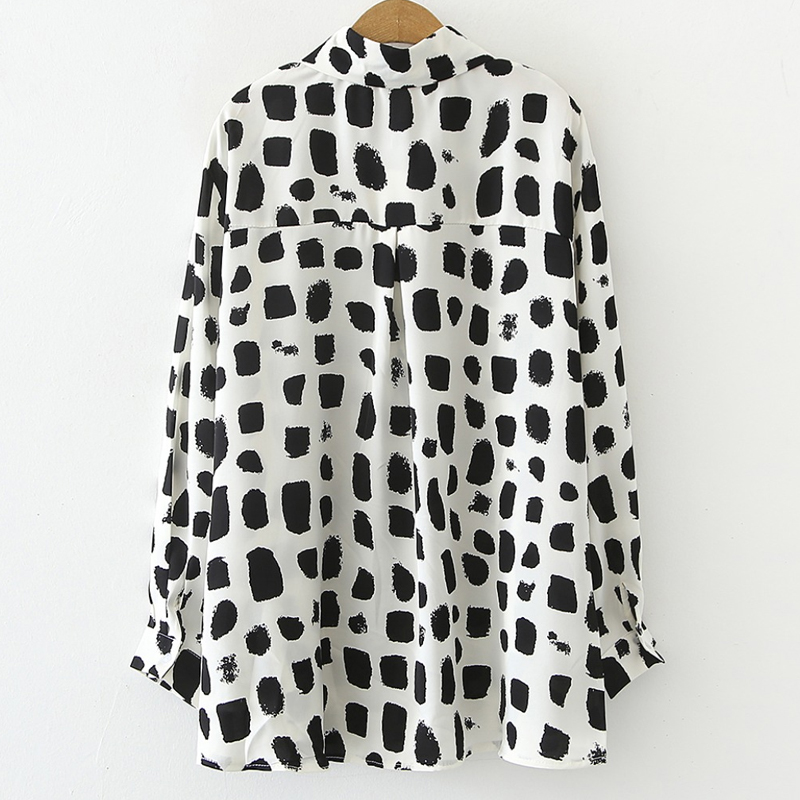 Simple New Trend European And American Retro Polka Dot Cow Print Shirt display picture 3