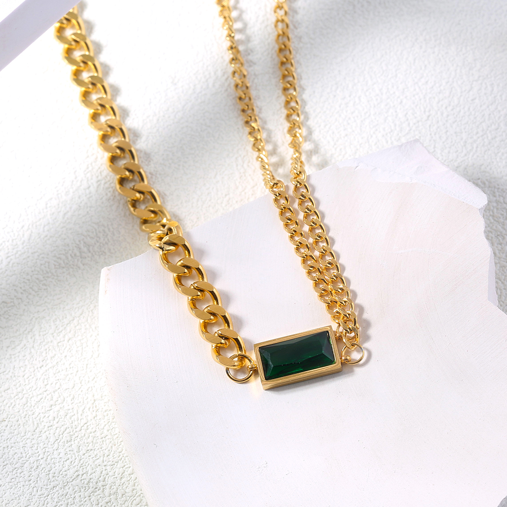 Luxury Simple 18k Gold Stainless Steel Emerald Clavicle Necklace display picture 4