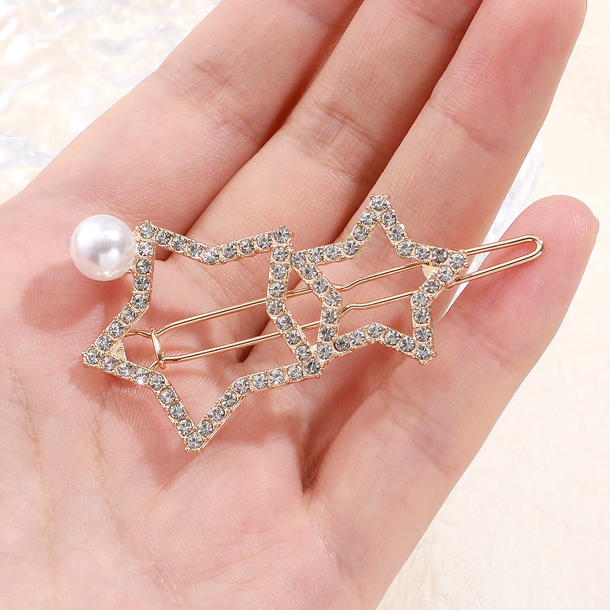Shining Exquisite Hollow Star Shape Fashion Ladies Hairpin Accessories display picture 3